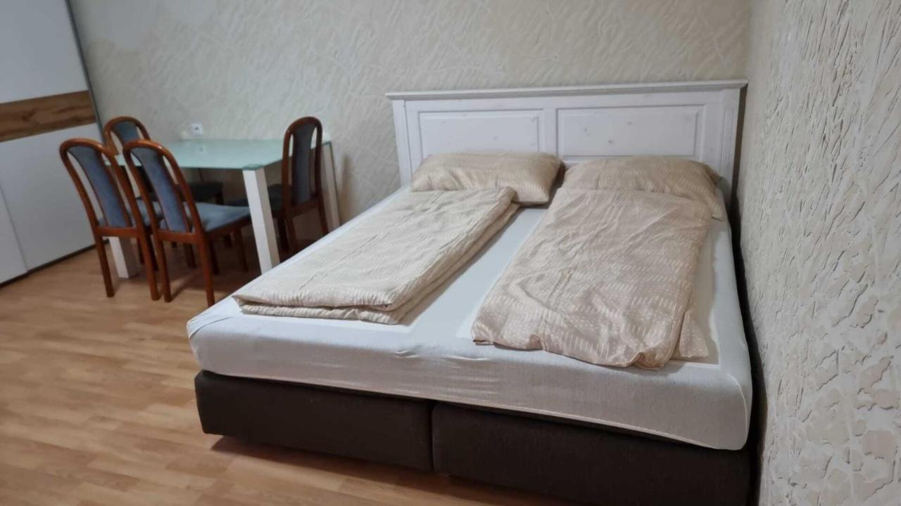 Premier Double Room Mz Wenen Buitenkant foto